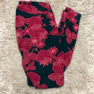Lularoe strawberry leggings